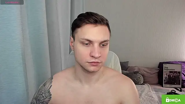 handsome guy01 online show from 05/20/26, 12:00