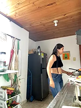 LorenaAmerica online show from 12/04/24, 05:00