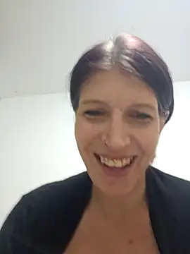 Snapshot of Lenchen_ chatting on 01/19/25, 11:10 Lenchen online show from 01/19/25, 11:10