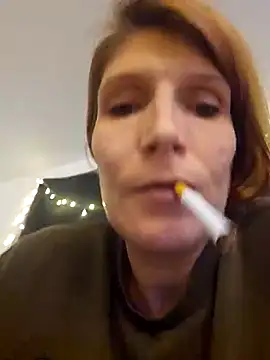 Snapshot of Lenchen_ chatting on 11/28/25, 08:55 Lenchen online show from 11/28/25, 08:55