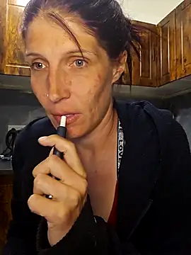 Lenchen  online show from 04/05/26, 07:44