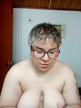 amalia love online show from 01/10/26, 03:14