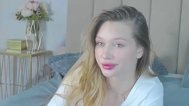 Snapshot of ViolaFlirt chatting on 01/28/25, 01:05 ViolaFlirt online show from 01/28/25, 01:05