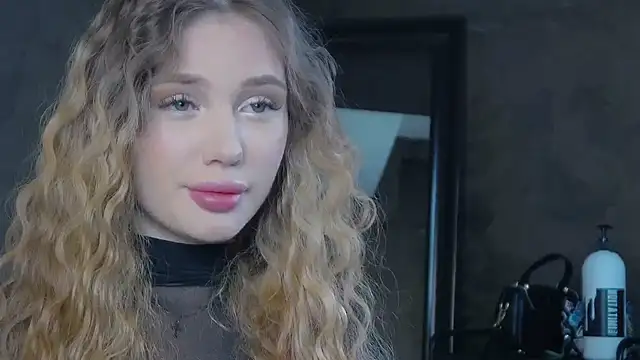 Snapshot of ViolaFlirt chatting on 02/07/25, 04:59 ViolaFlirt online show from 02/07/25, 04:59