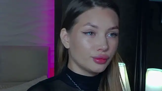 Snapshot of ViolaFlirt chatting on 02/24/25, 04:38 ViolaFlirt online show from 02/24/25, 04:38