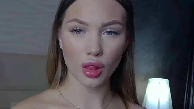 Snapshot of ViolaFlirt chatting on 03/05/25, 04:02 ViolaFlirt online show from 03/05/25, 04:02