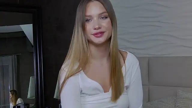 Snapshot of ViolaFlirt chatting on 03/21/25, 08:06 ViolaFlirt online show from 03/21/25, 08:06