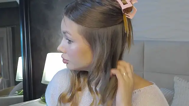 Snapshot of ViolaFlirt chatting on 03/22/25, 04:24 ViolaFlirt online show from 03/22/25, 04:24