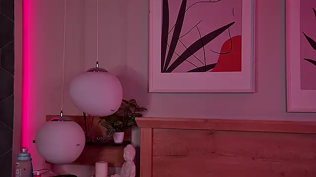 Snapshot of ViolaFlirt chatting on 09/11/25, 04:34 ViolaFlirt online show from 09/11/25, 04:34