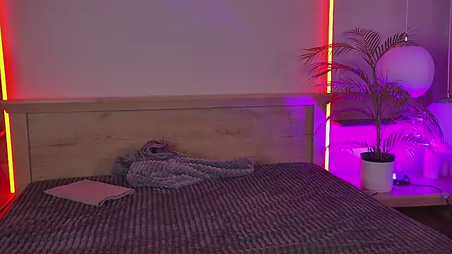 Snapshot of ViolaFlirt chatting on 09/28/25, 04:07 ViolaFlirt online show from 09/28/25, 04:07