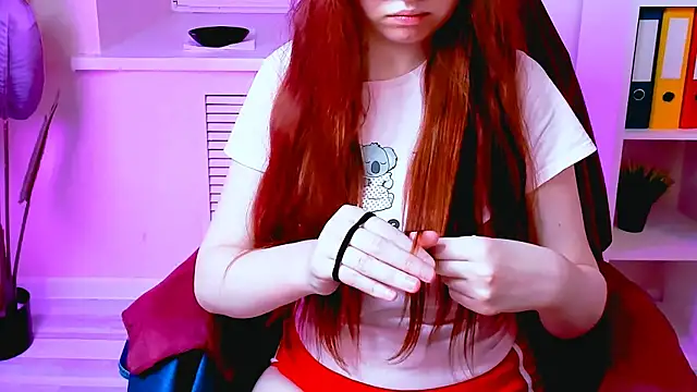 CarolGiggly online show from 10/28/25, 10:45