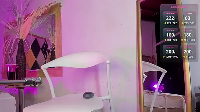 BritannyClaire online show from 12/05/25, 06:22