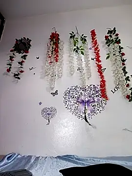 tiffany Bitch online show from 09/14/25, 07:57