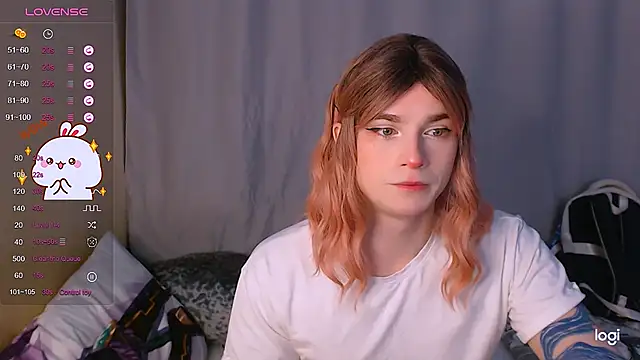 Snapshot of Alice_Hells chatting on 01/30/25, 04:06 Alice Hells online show from 01/30/25, 04:06