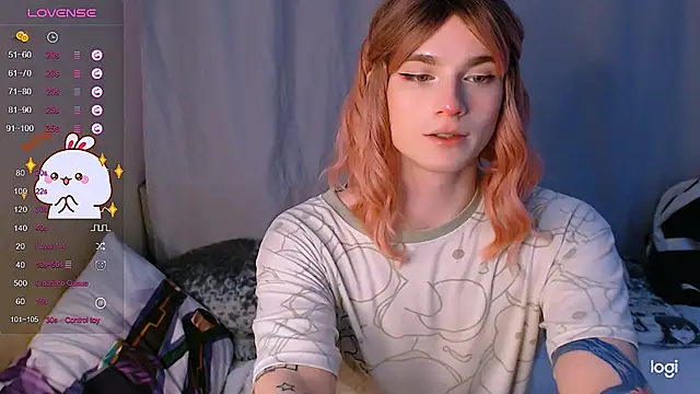 Snapshot of Alice_Hells chatting on 02/01/25, 07:15 Alice Hells online show from 02/01/25, 07:15