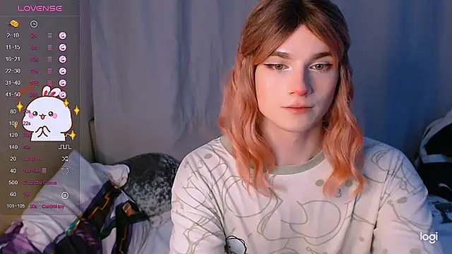 Snapshot of Alice_Hells chatting on 02/01/25, 10:26 Alice Hells online show from 02/01/25, 10:26