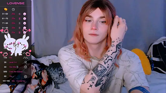 Snapshot of Alice_Hells chatting on 03/20/25, 08:20 Alice Hells online show from 03/20/25, 08:20