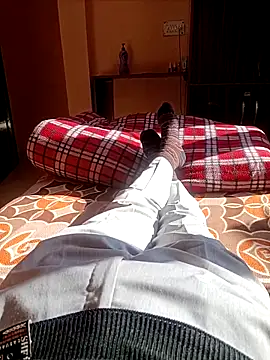 RRahullove69 online show from 02/06/26, 09:34