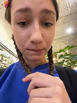 Lia  Love online show from 12/08/24, 01:14