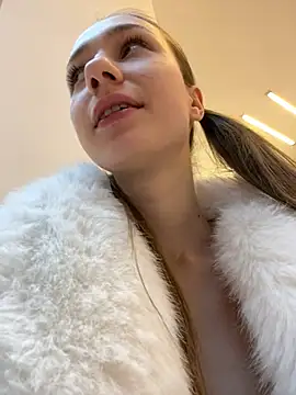 Lia  Love online show from 01/21/25, 10:08