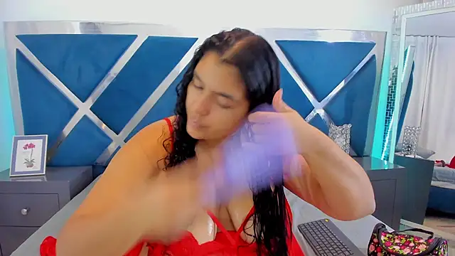 Tiffanymiller00 online show from 03/13/26, 01:51