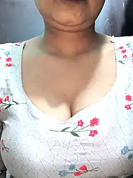 NEETU-89 online show from 11/26/25, 03:40