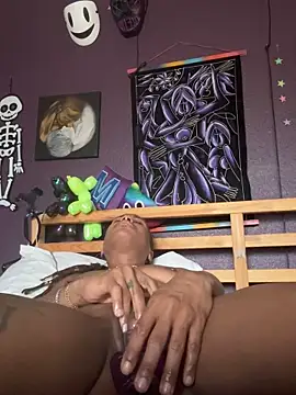 LoveInTransition online show from 02/13/25, 04:28