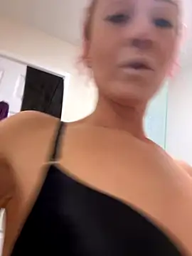 SweetSolez online show from 09/20/25, 08:10