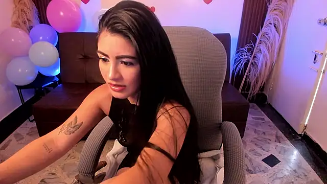 lunaalynch online show from 04/09/26, 08:03