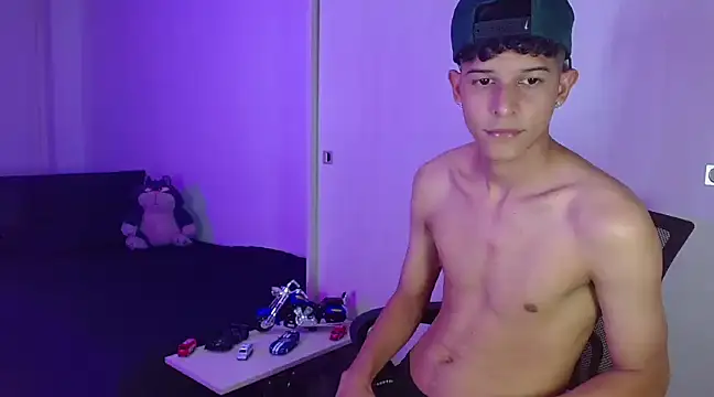 Snapshot of LiamGadiell chatting on 02/09/25, 12:06 LiamGadiell online show from 02/09/25, 12:06