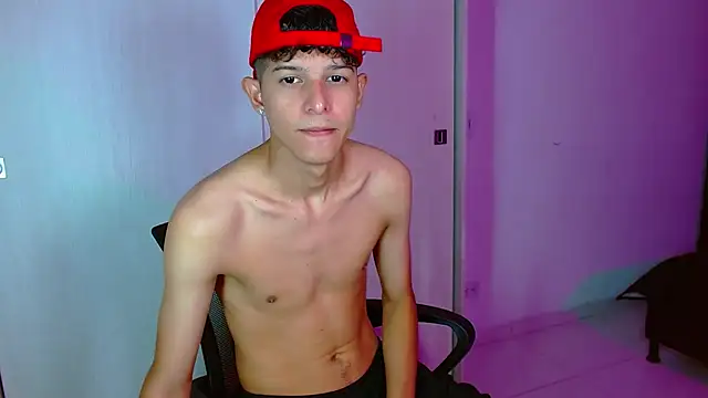 Snapshot of LiamGadiell chatting on 03/20/25, 09:24 LiamGadiell online show from 03/20/25, 09:24