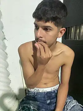 Snapshot of LiamGadiell chatting on 04/09/26, 02:33 LiamGadiell online show from 04/09/26, 02:33