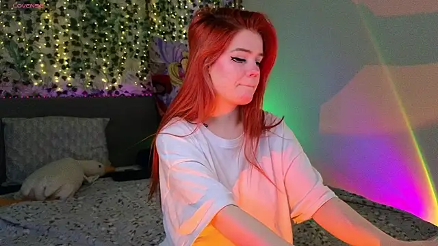 RedVelveten online show from 03/24/26, 11:48