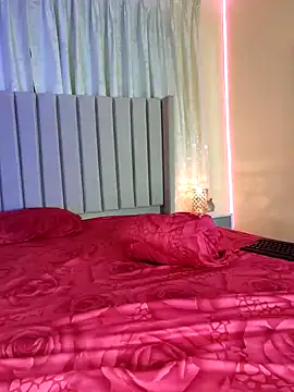 Aliison Smith online show from 02/06/25, 05:57