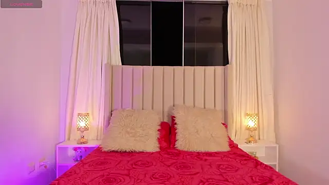 Aliison Smith online show from 03/08/26, 04:16