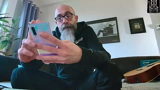 Snapshot of Kingsscepter chatting on 02/12/25, 04:00 Kingsscepter online show from 02/12/25, 04:00