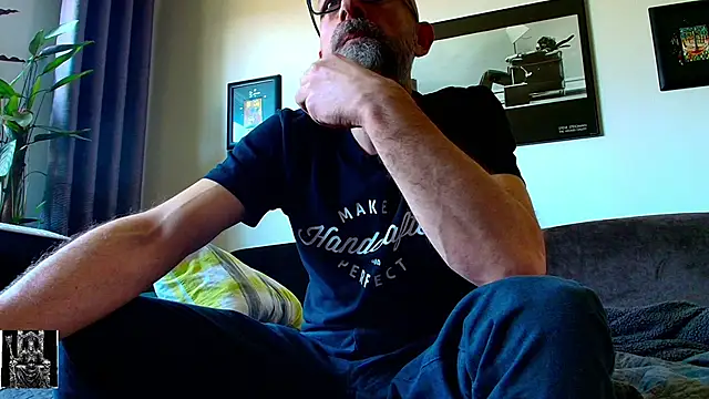 Snapshot of Kingsscepter chatting on 03/06/25, 01:46 Kingsscepter online show from 03/06/25, 01:46