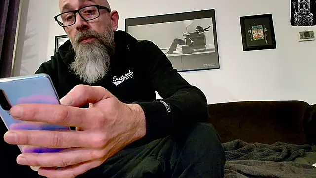 Snapshot of Kingsscepter chatting on 03/07/25, 07:38 Kingsscepter online show from 03/07/25, 07:38