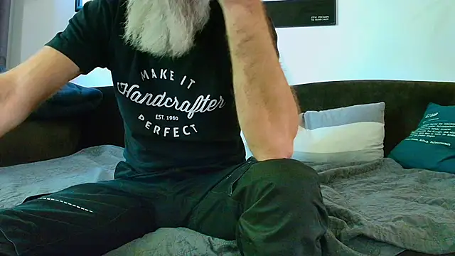 Snapshot of Kingsscepter chatting on 09/19/25, 09:11 Kingsscepter online show from 09/19/25, 09:11