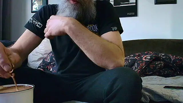 Snapshot of Kingsscepter chatting on 02/06/26, 04:21 Kingsscepter online show from 02/06/26, 04:21