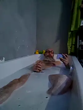 Snapshot of Kingsscepter chatting on 04/05/26, 09:12 Kingsscepter online show from 04/05/26, 09:12