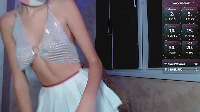 Snapshot of Domiiiniiicana chatting on 09/15/25, 07:58 Domiiiniiicana online show from 09/15/25, 07:58