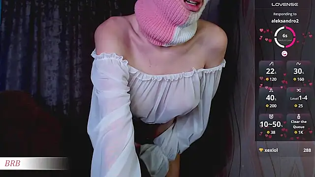 Domiiiniiicana online show from 10/20/25, 04:07