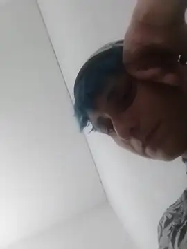 Luci foxx online show from 10/01/25, 01:33