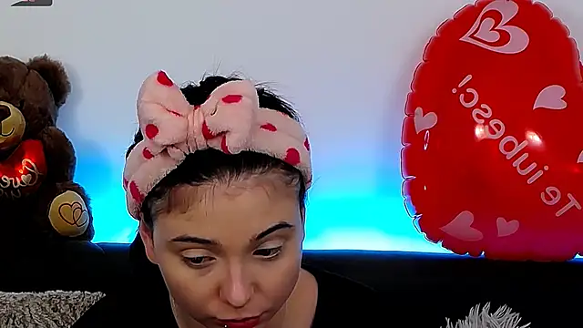 AveryWillow online show from 02/26/25, 11:41