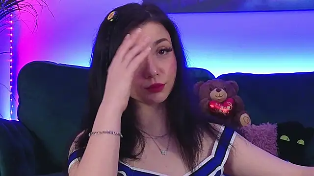 AveryWillow online show from 02/10/26, 07:40