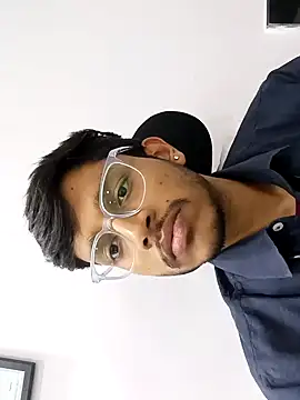 skinnyyyyyyyyy online show from 01/20/25, 03:39