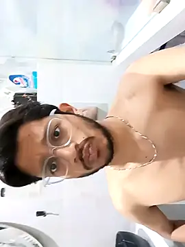 skinnyyyyyyyyy online show from 02/14/25, 03:43