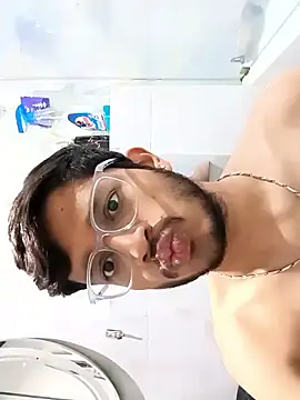 skinnyyyyyyyyy online show from 02/15/25, 02:58