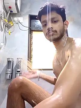 skinnyyyyyyyyy online show from 10/10/25, 04:55